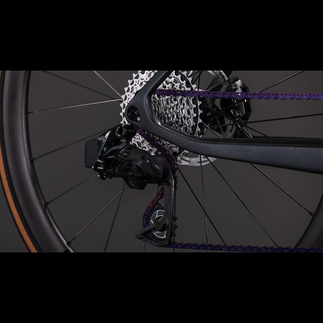 CUBE Agree C:62 SLX maantiepyörä